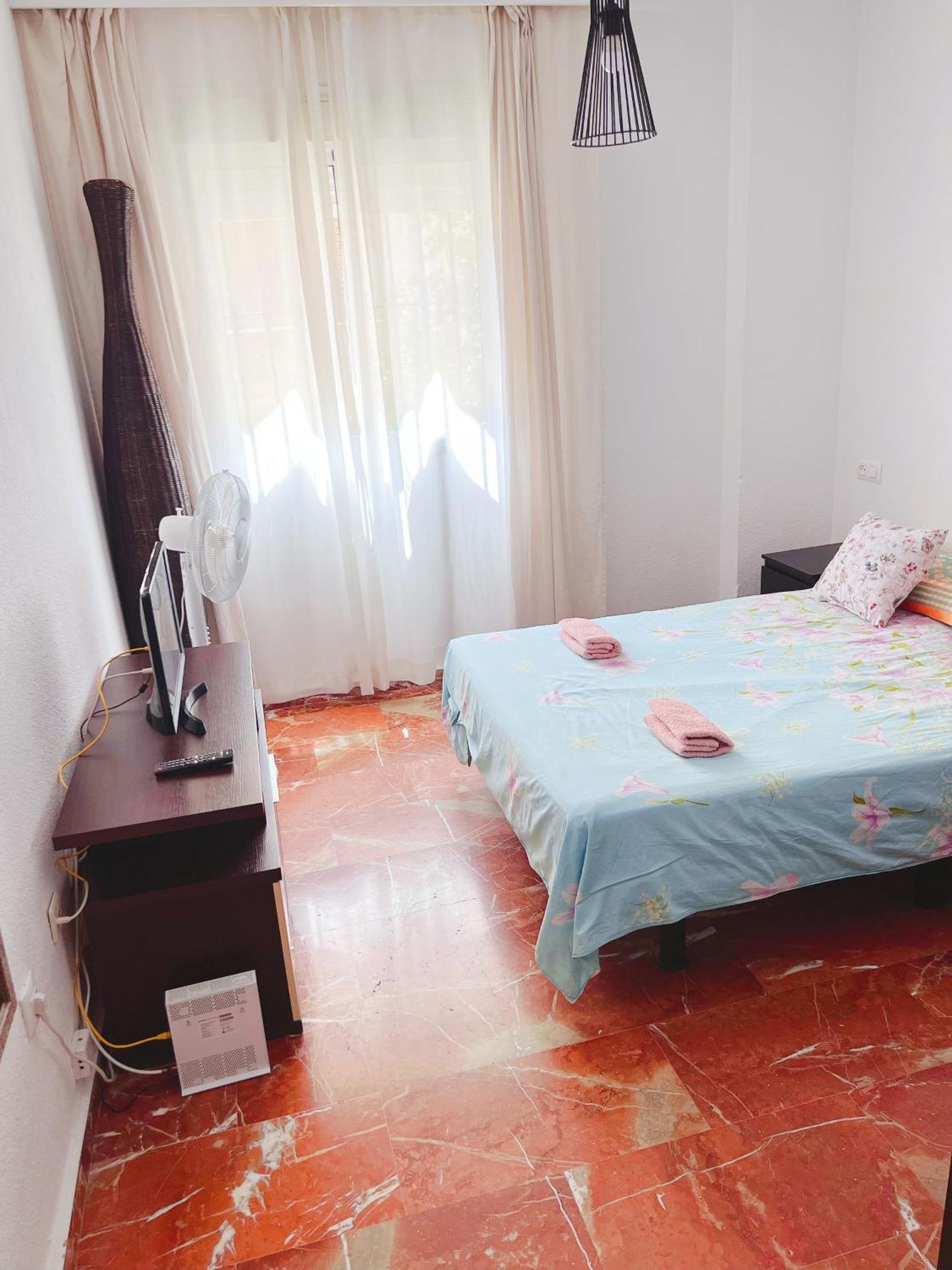 3 Habitacion Centro Уэльва Экстерьер фото