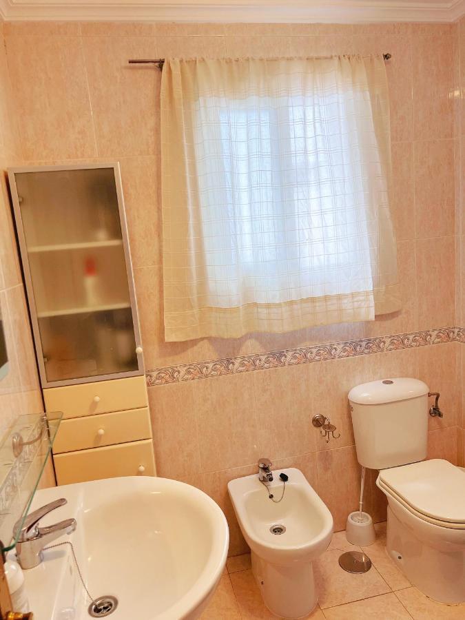 3 Habitacion Centro Уэльва Экстерьер фото